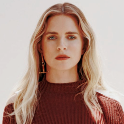 tumblr_ot06dkhwME1wr03doo3_250