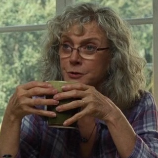 drinking tea 