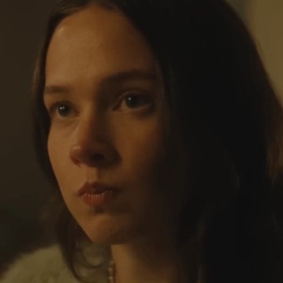pursed lips 