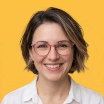 emily-smith-smiling