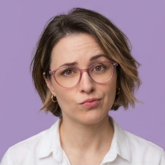 emily-smith-quizzical