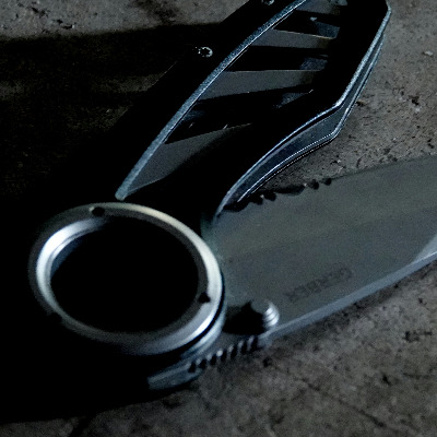 folding knife