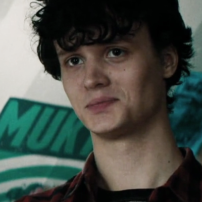 down the handle of the ladle